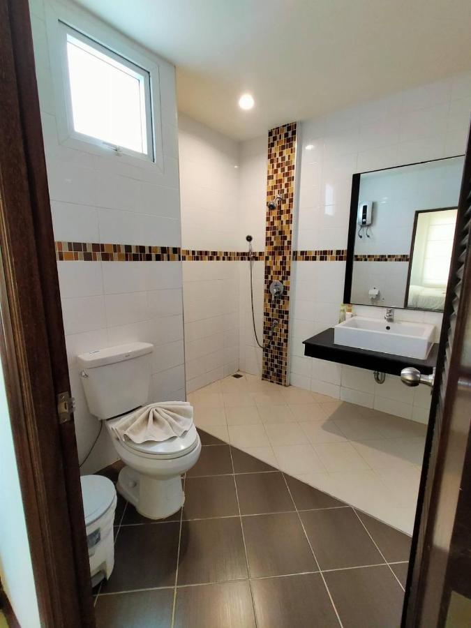 فندق K.M. House Krabi town المظهر الخارجي الصورة
