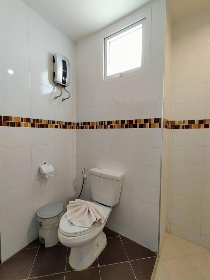 فندق K.M. House Krabi town المظهر الخارجي الصورة