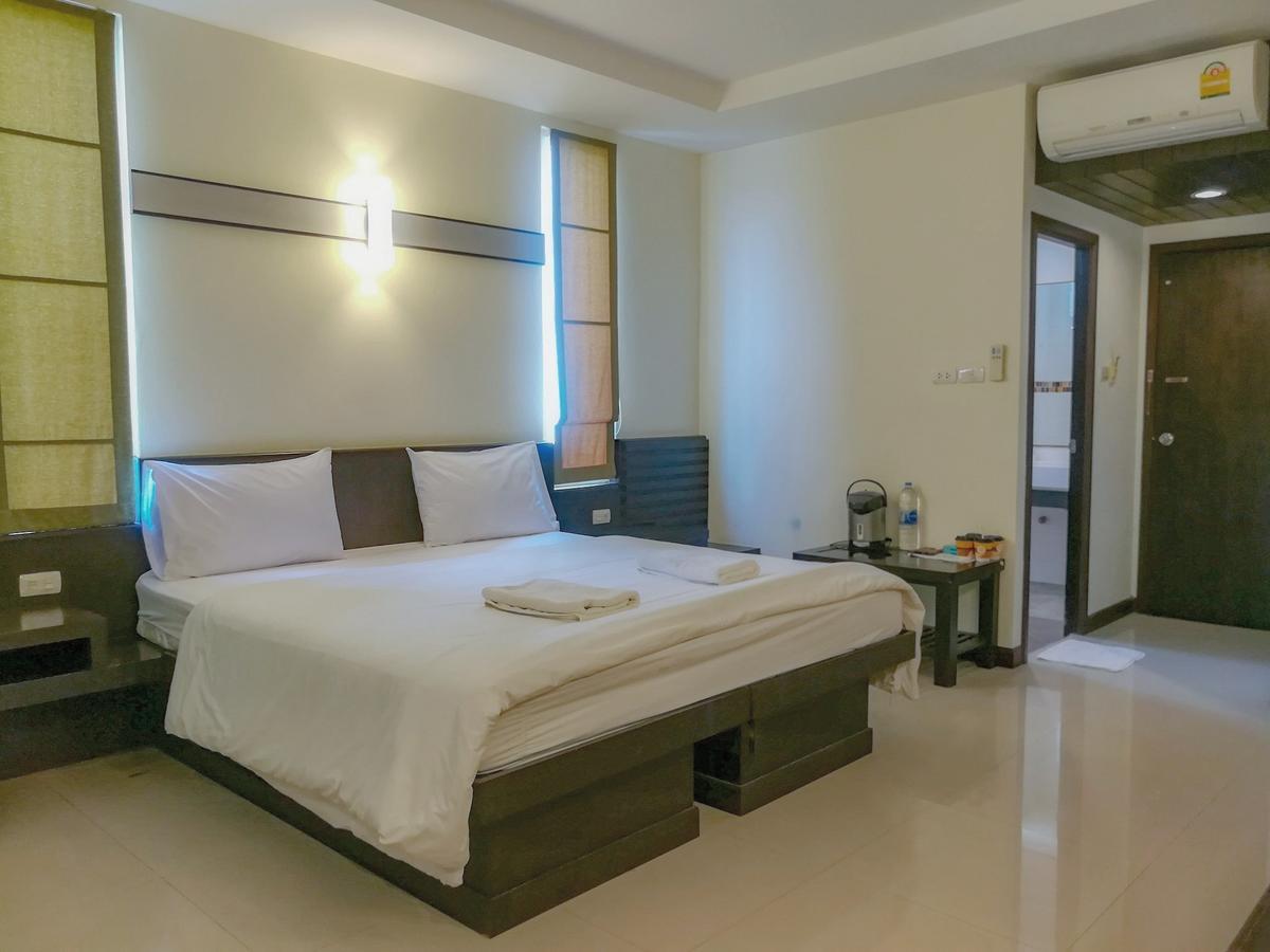 فندق K.M. House Krabi town المظهر الخارجي الصورة