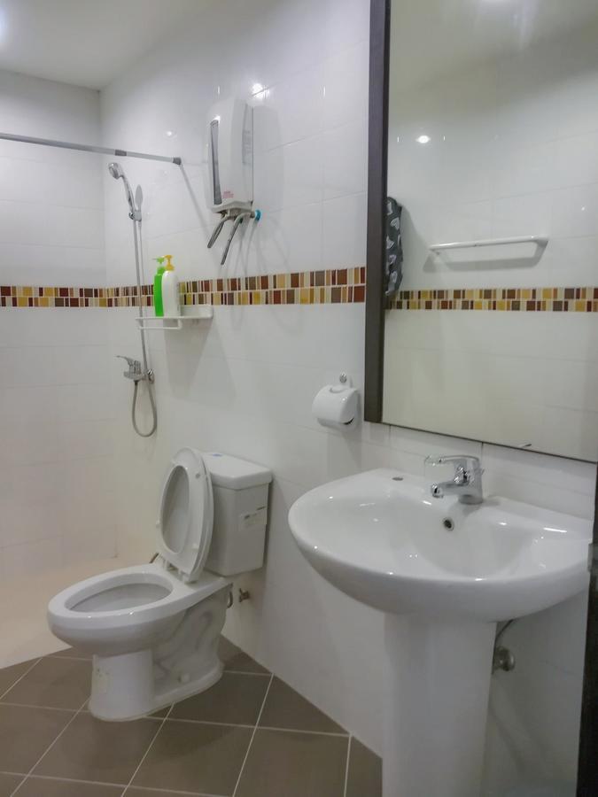 فندق K.M. House Krabi town المظهر الخارجي الصورة