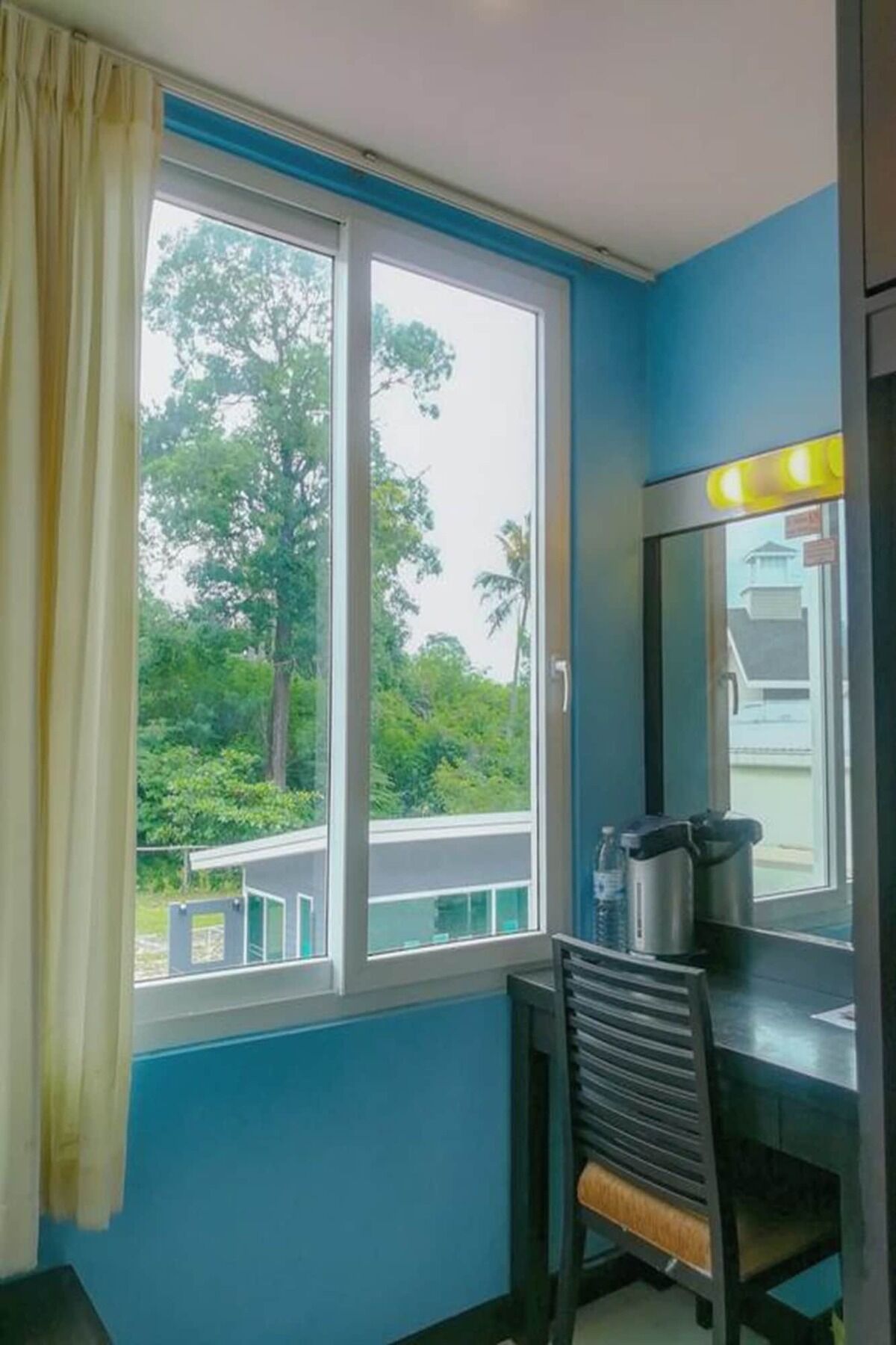 فندق K.M. House Krabi town المظهر الخارجي الصورة